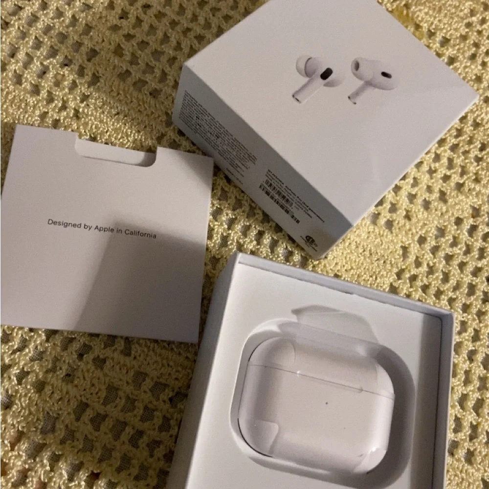 AirPods